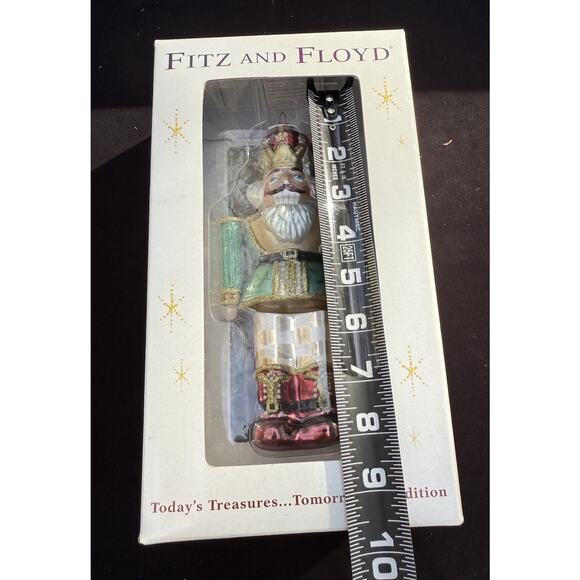 Fitz and Floyd Hand Painted Glass Nutcracker Holly Motif Ornament New In Box -S1 - Picture 7 of 8